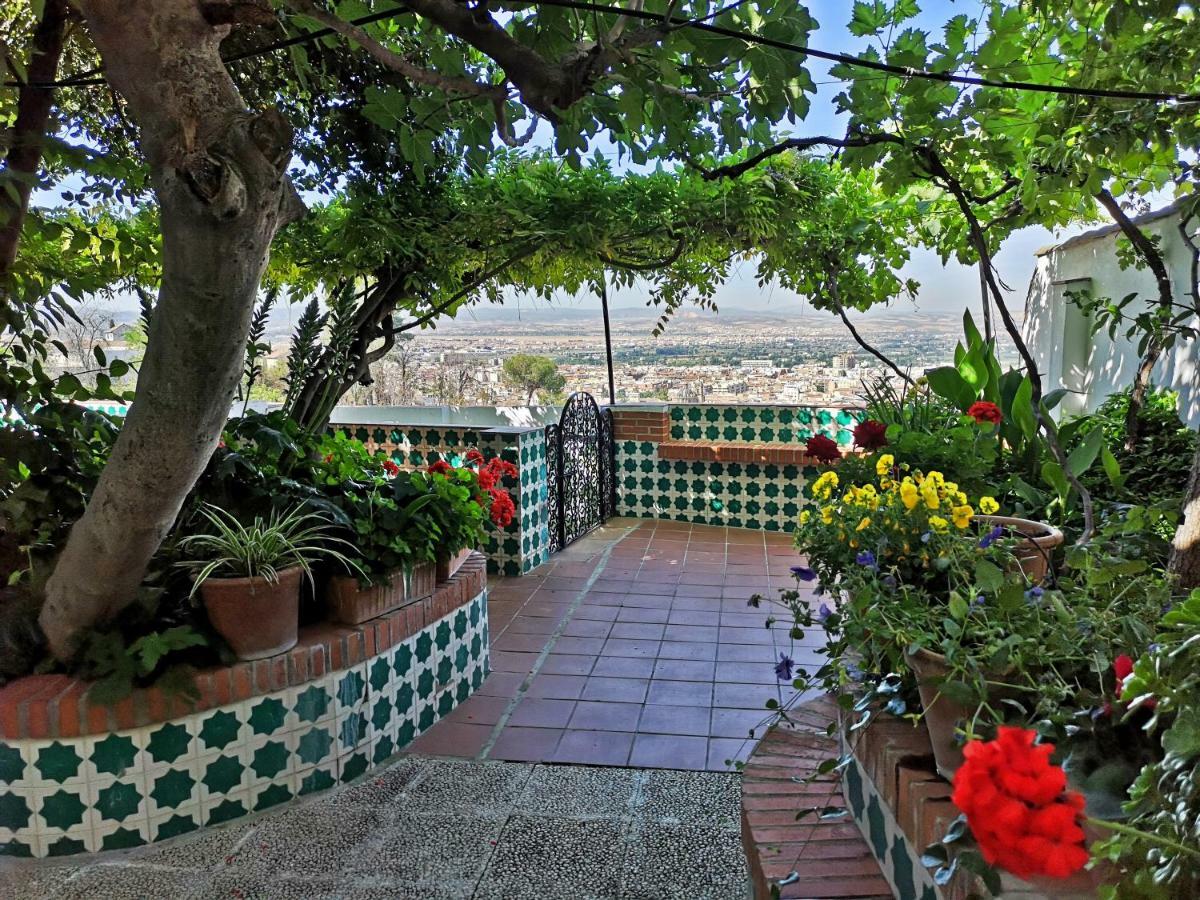 グラナダ Casa Jardin Alhambraヴィラ エクステリア 写真