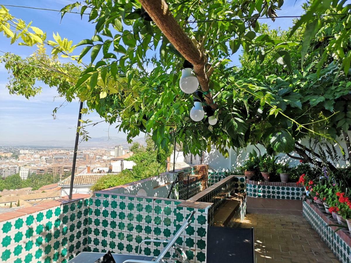 グラナダ Casa Jardin Alhambraヴィラ エクステリア 写真